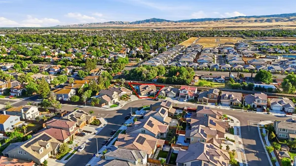 $998,000 | 1582 Ivy Lane, Tracy, CA 95376