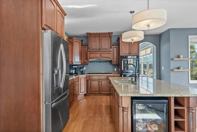 $575,000 | 1555 Wood Duck Lane Northeast, Owatonna, MN 55060