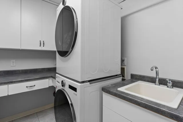 $575,000 | 1555 Wood Duck Lane Northeast, Owatonna, MN 55060