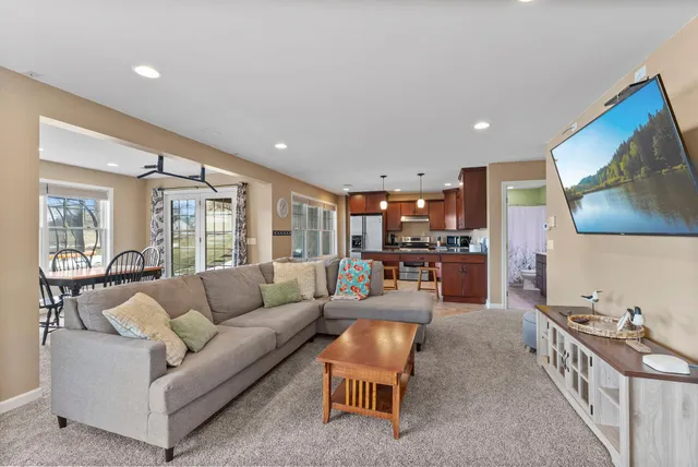 $575,000 | 1555 Wood Duck Lane Northeast, Owatonna, MN 55060