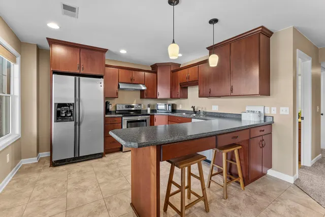 $575,000 | 1555 Wood Duck Lane Northeast, Owatonna, MN 55060