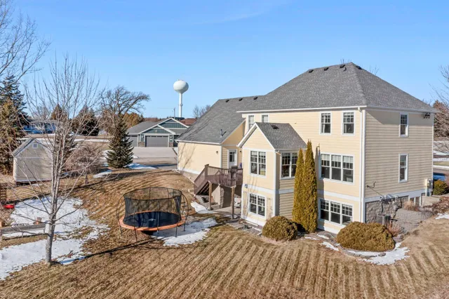 $575,000 | 1555 Wood Duck Lane Northeast, Owatonna, MN 55060