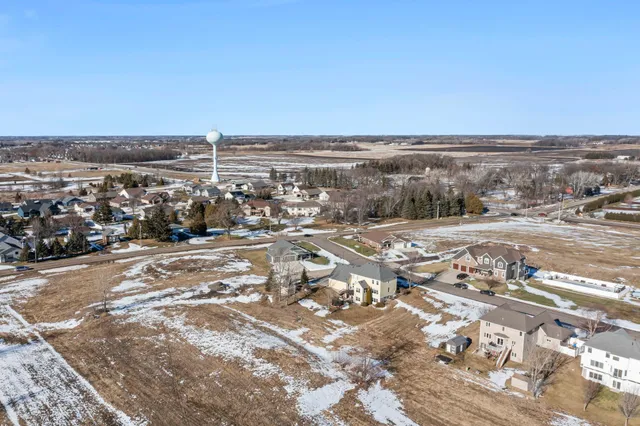 $575,000 | 1555 Wood Duck Lane Northeast, Owatonna, MN 55060