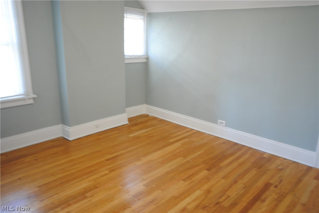 3174 East Overlook Road Cleveland, OH 44118 - Photo 11 of 15