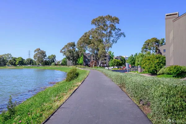 $670,000 | 780 Sea Spray Lane, Unit 206, Foster City, CA 94404