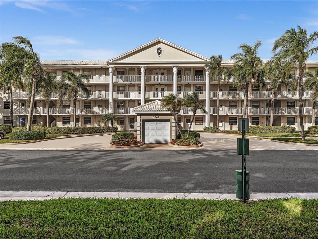 6049 Balboa Circle, Unit 406 Boca Raton, FL 33433 - Photo 2 of 54