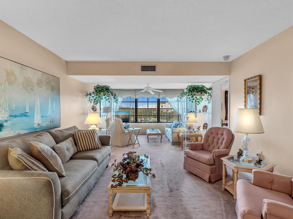 6049 Balboa Circle, Unit 406 Boca Raton, FL 33433 - Photo 24 of 54