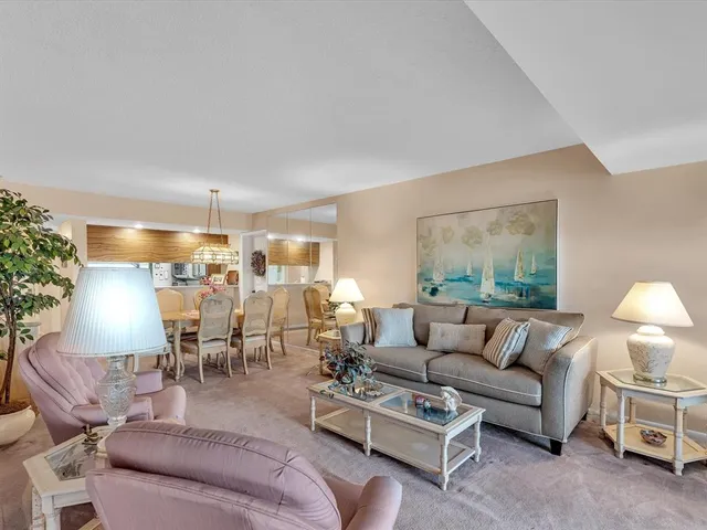 $1,800 | 6049 Balboa Circle, Unit 406, Boca Raton, FL 33433