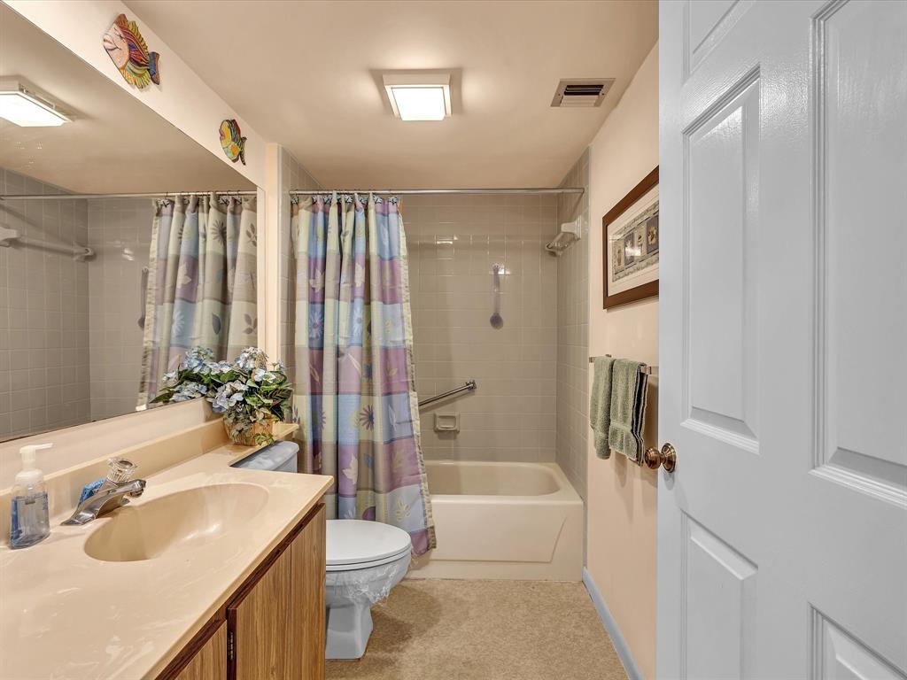 6049 Balboa Circle, Unit 406 Boca Raton, FL 33433 - Photo 36 of 54