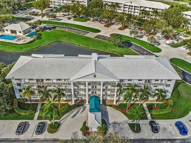 $1,800 | 6049 Balboa Circle, Unit 406, Boca Raton, FL 33433