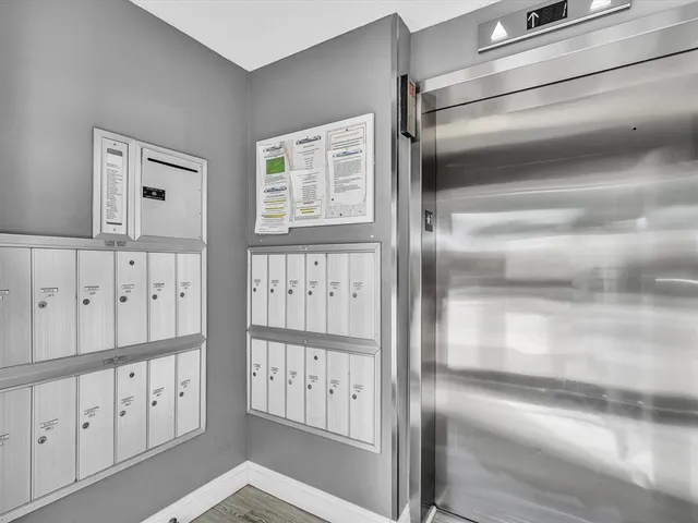 $1,800 | 6049 Balboa Circle, Unit 406, Boca Raton, FL 33433