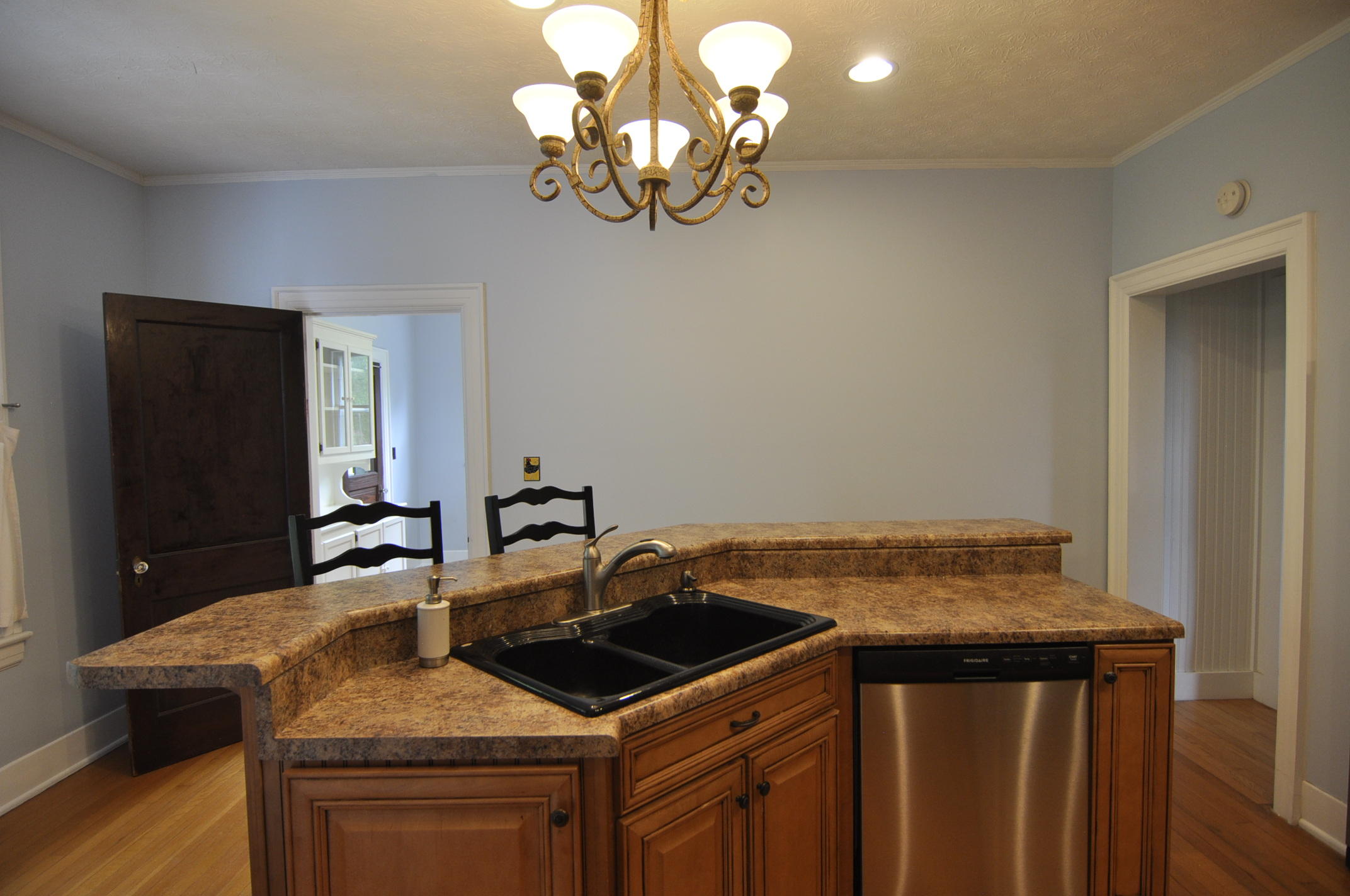 1453 Grand Center Road Chickamauga, GA 30707 - Photo 19 of 68 Kitchen w Breakfast Rm-Pantry door & DR
