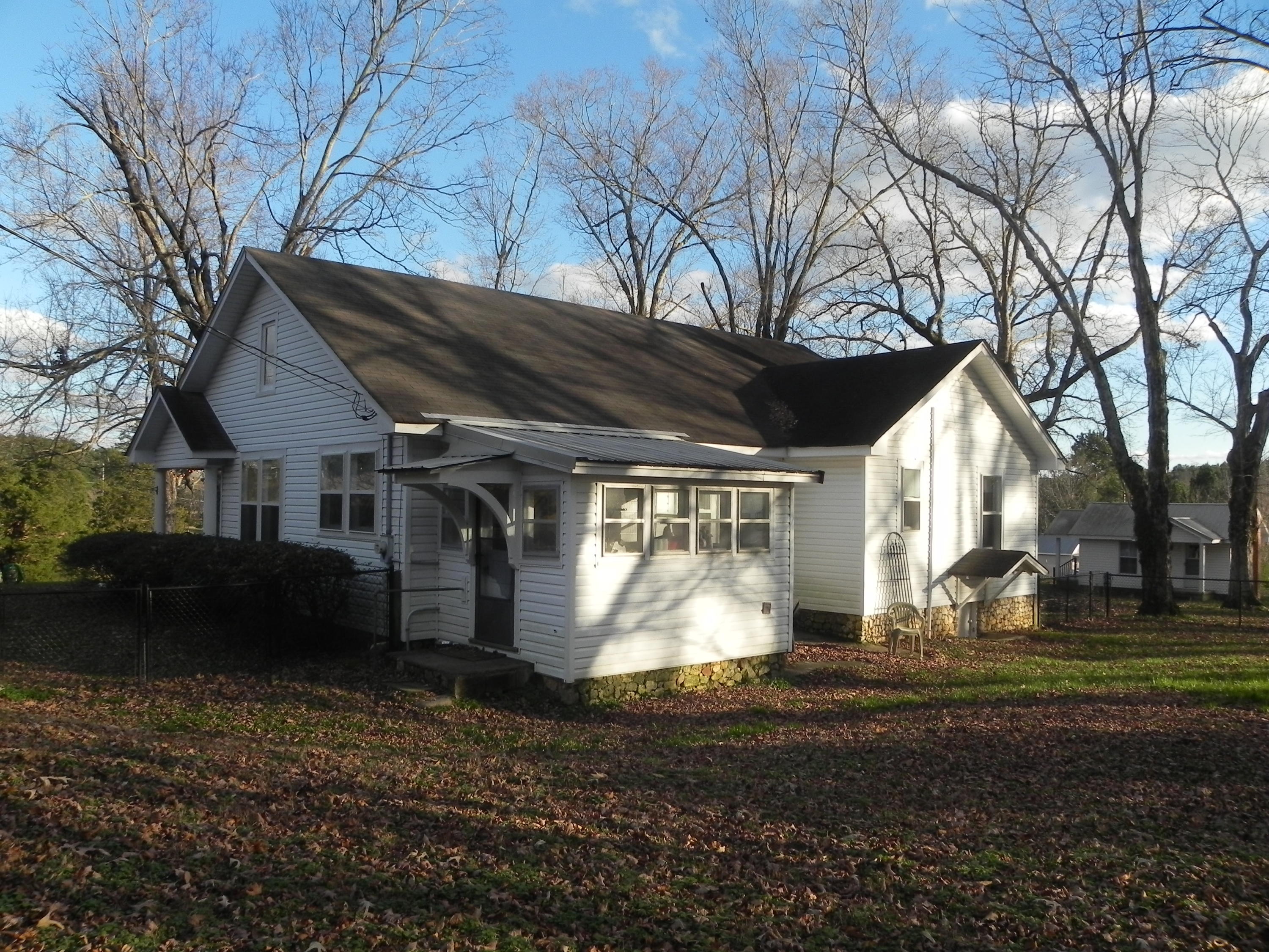 1453 Grand Center Road Chickamauga, GA 30707 - Photo 36 of 68 Main back laundry