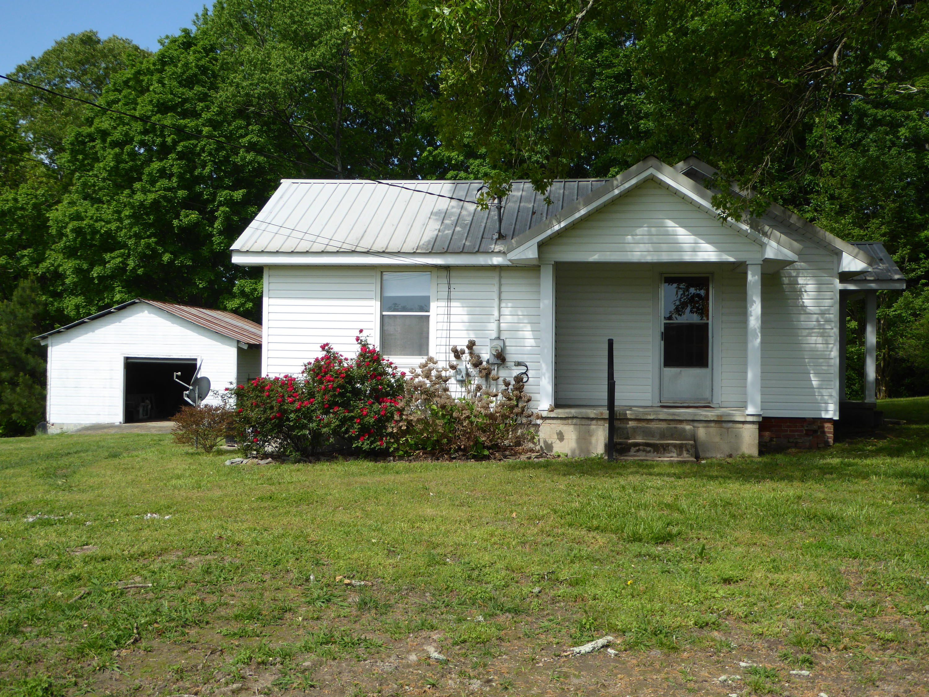 1453 Grand Center Road Chickamauga, GA 30707 - Photo 38 of 68 Guest #2 w garage