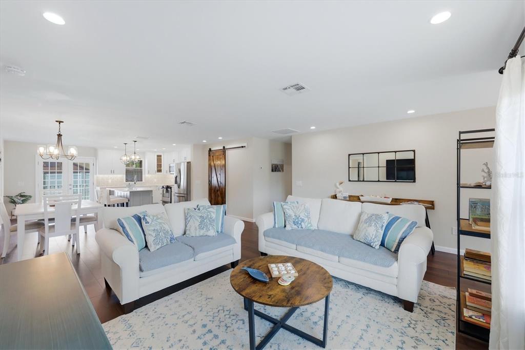 3140 Odessa Road Venice, FL 34293 - Photo 6 of 37