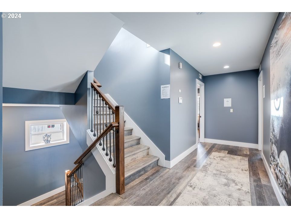 5545 Northwest Logan Road Lincoln City, OR 97367 - Photo 22 of 35