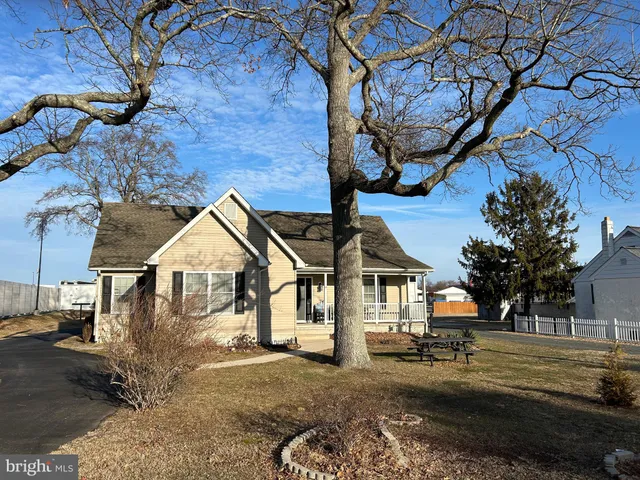 $999,000 | 17548 Shady Road, Lewes, DE 19958