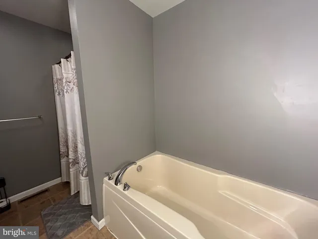 $999,000 | 17548 Shady Road, Lewes, DE 19958