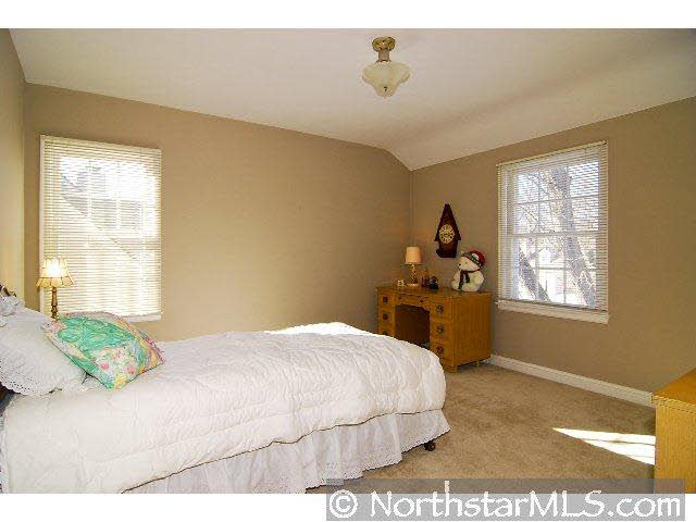 4915 Maple Road Edina, MN 55424 - Photo 6 of 10