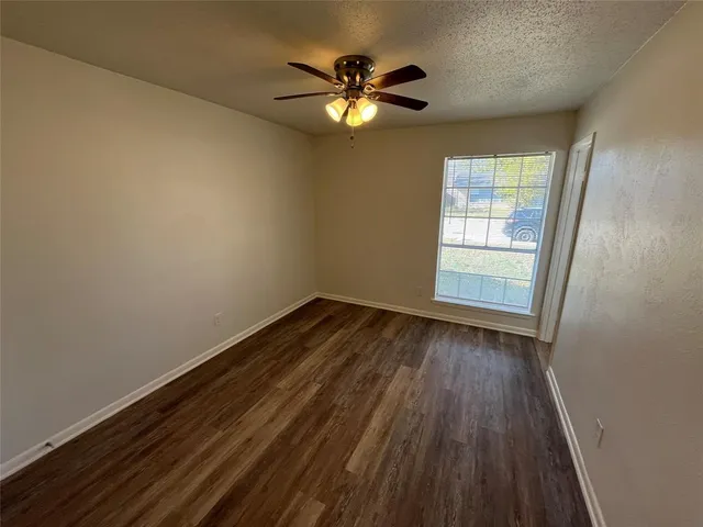 $1,750 | 824 Johnnie Row, Seagoville, TX 75159