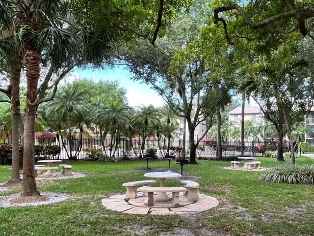 $1,950 | 201 Foxtail Drive, Unit G1, Greenacres, FL 33415