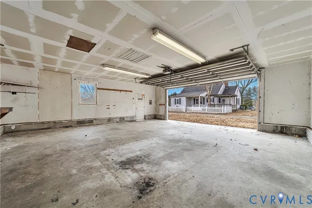 $399,950 | 616 Broad St Road, Manakin-Sabot, VA 23103