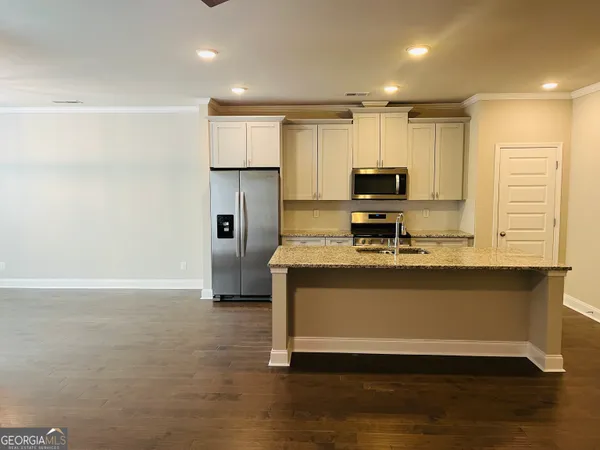 $2,950 | 6005 Arbor Knoll Place, Suwanee, GA 30024
