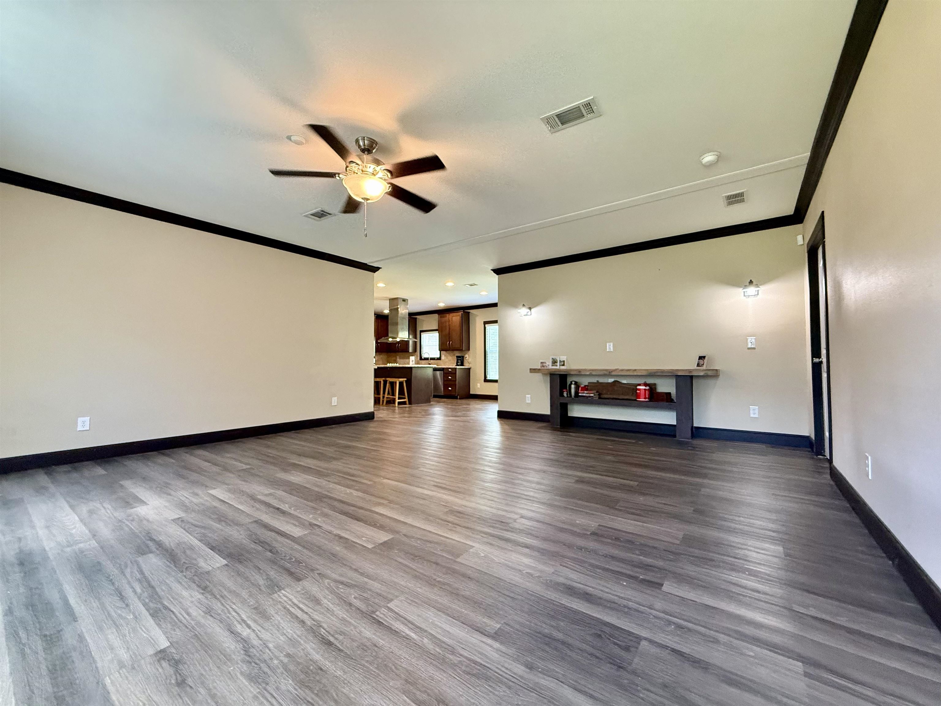 230 Crosby Road Vidor, TX 77662 - Photo 4 of 17