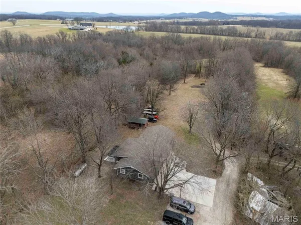 $319,000 | 120 Willow Lane, Eolia, MO 63344