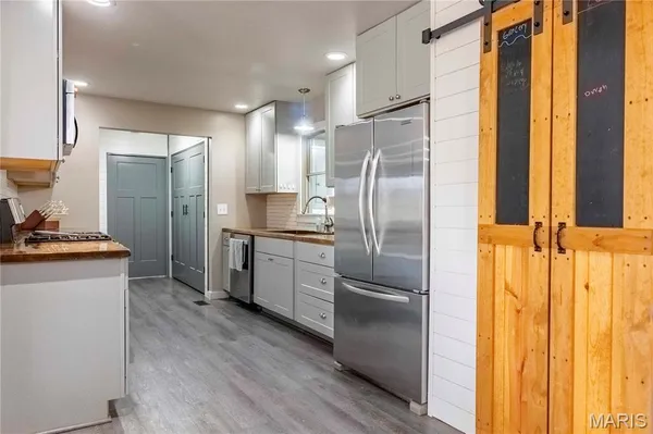 $319,000 | 120 Willow Lane, Eolia, MO 63344