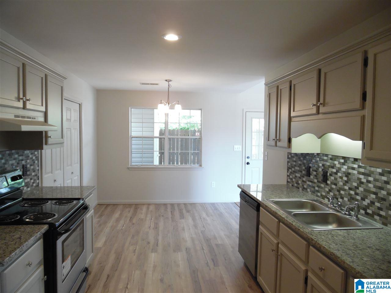 521 Warrior Drive Alabaster, AL 35007 - Photo 13 of 38