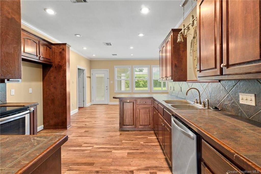 609 Bagdad Road Westlake, LA 70669 - Photo 7 of 17 Gallery Image 7