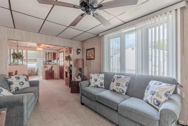 $329,000 | 39 West New Jersey, Villas, NJ 08251