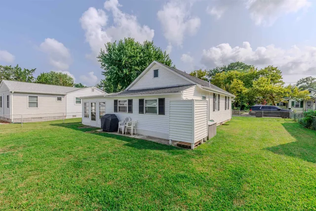 $329,000 | 39 West New Jersey, Villas, NJ 08251