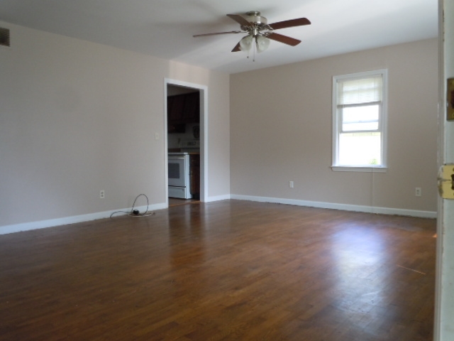 701 North Shellbark Road Muncie, IN 47304 - Photo 14 of 15