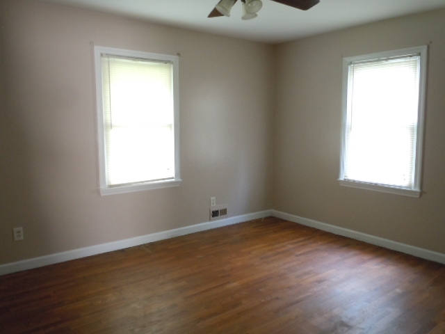 701 North Shellbark Road Muncie, IN 47304 - Photo 4 of 15