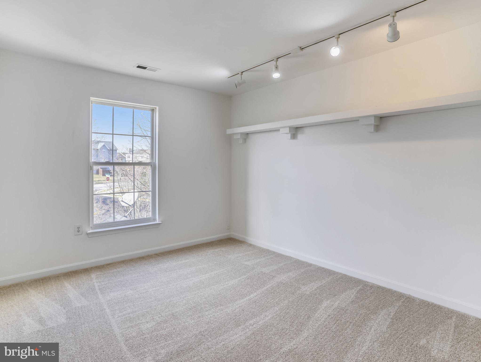 8739 Spring Brook Way Odenton, MD 21113 - Photo 15 of 53 Gallery Image 15