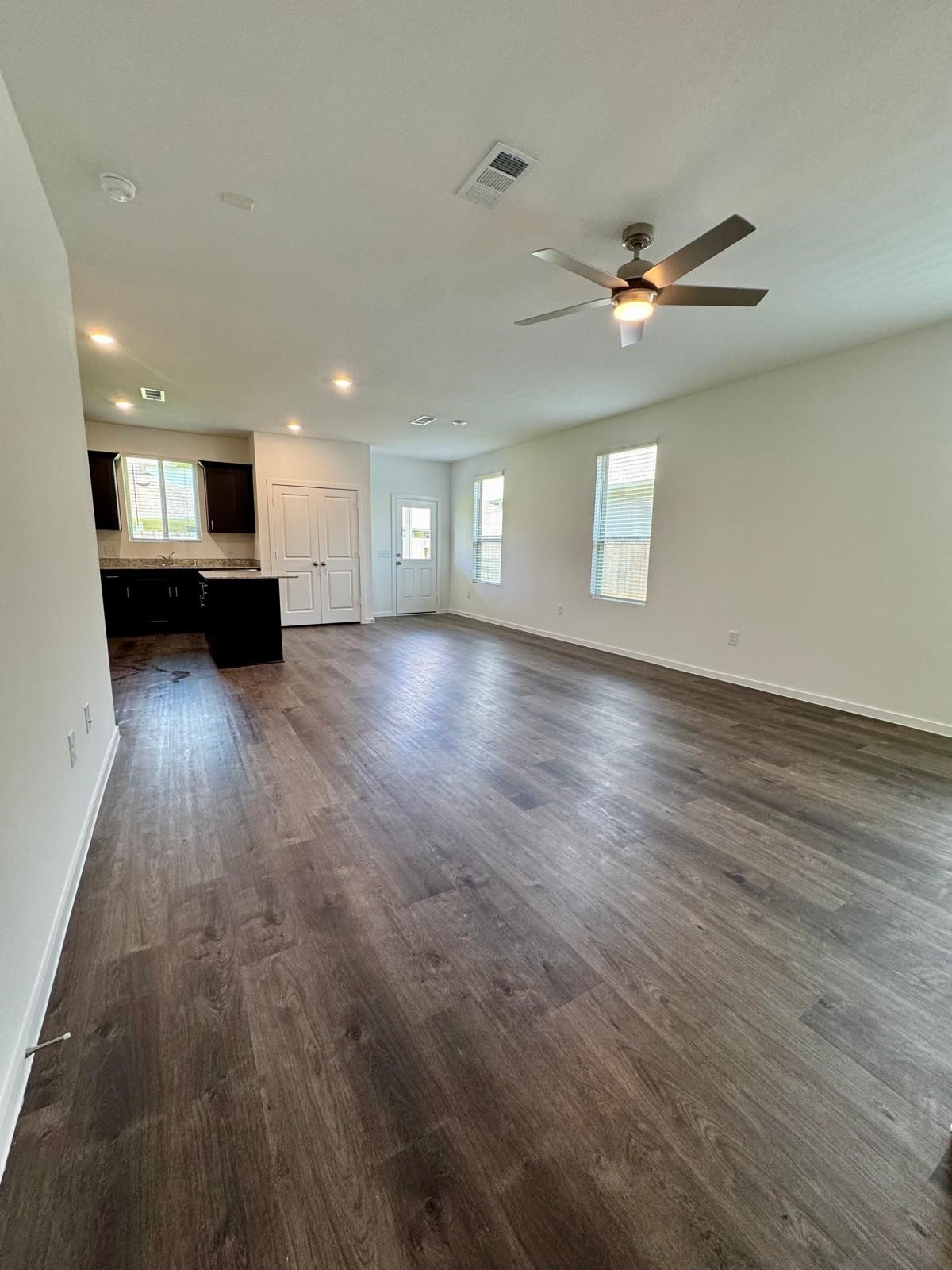 15357 Dapple Blf Lane Conroe, TX 77302 - Photo 4 of 22