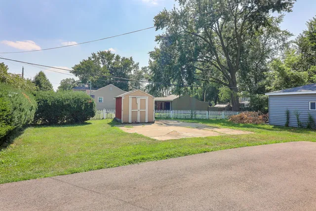 $219,000 | 1045 Grand Boulevard, Aurora, IL 60505