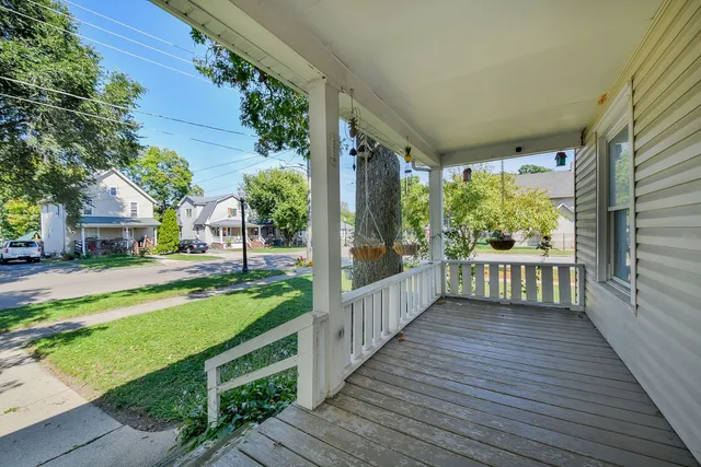 $219,000 | 1045 Grand Boulevard, Aurora, IL 60505