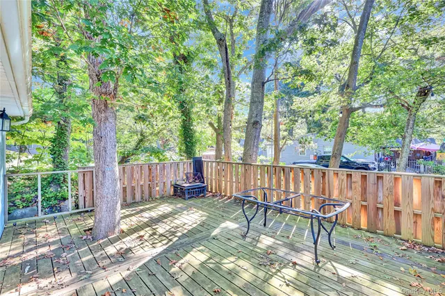 $159,990 | 28 Hillcrest Drive, Baiting Hollow, NY 11933