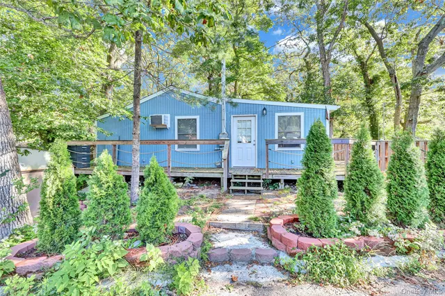 $159,990 | 28 Hillcrest Drive, Baiting Hollow, NY 11933