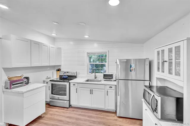 $159,990 | 28 Hillcrest Drive, Baiting Hollow, NY 11933