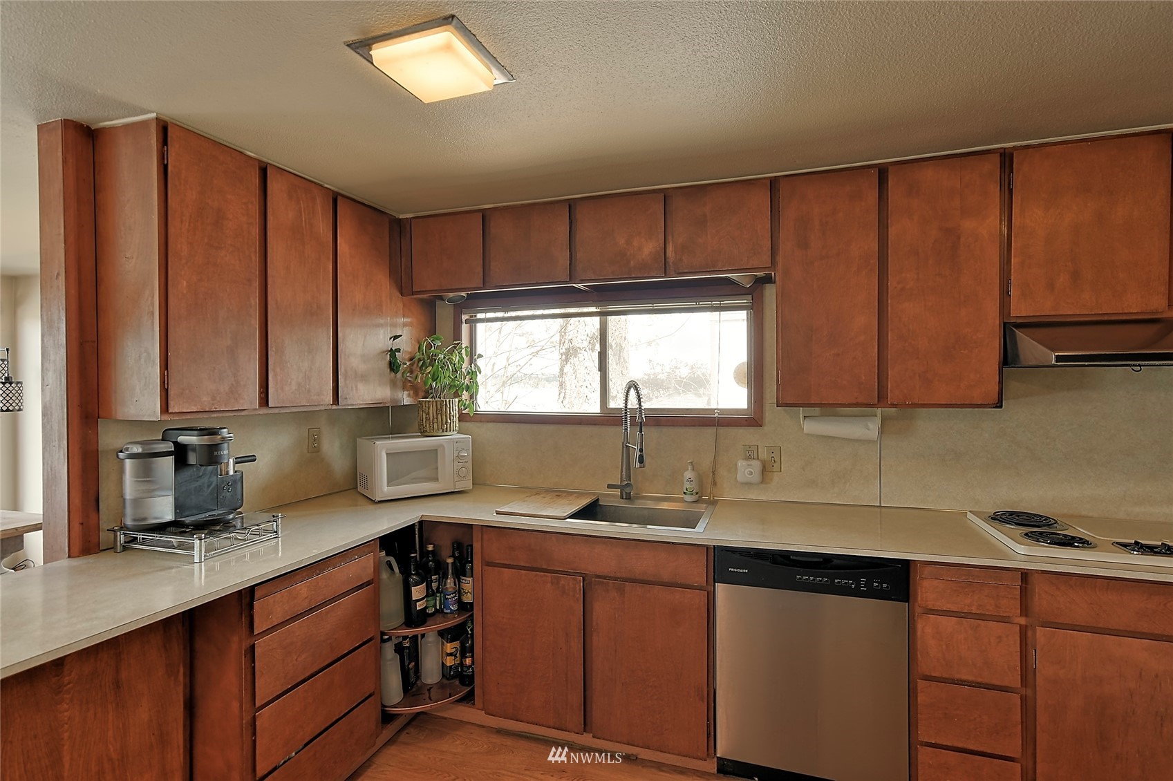 14626 East Lake Goodwin Road Stanwood, WA 98292 - Photo 20 of 36 Gallery Image 20