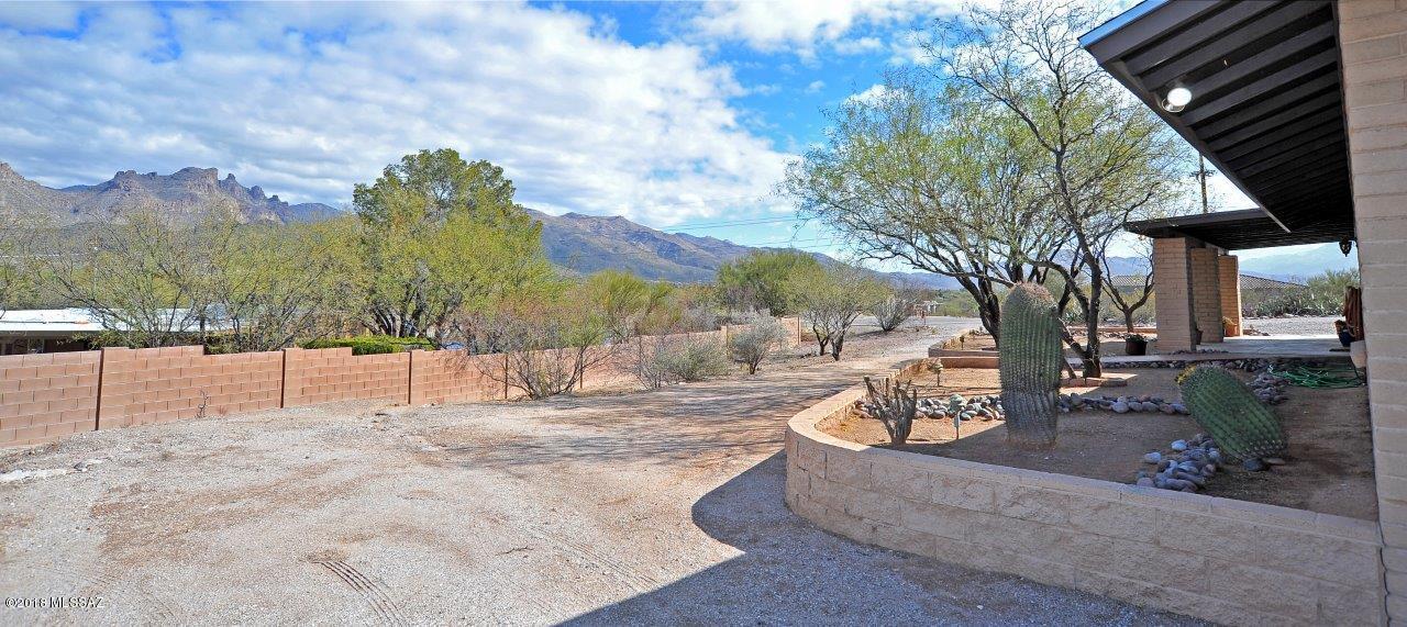 4701 North Bear Canyon Road Tucson, AZ 85749 - Photo 6 of 38