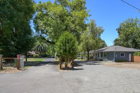$695,000 | 153 Fairview Lane, Sonoma, CA 95476