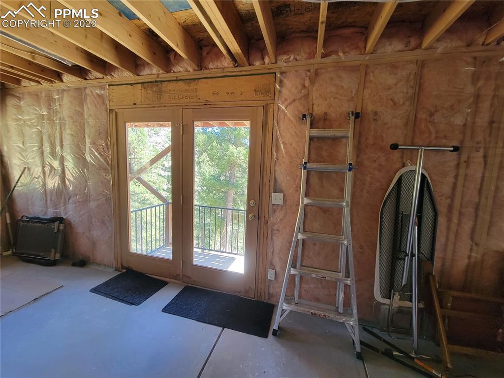 33348 Persistence Avenue Pine, CO 80470 - Photo 31 of 39 a view of walk in closet with window