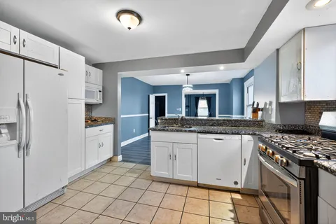 $201,800 | 82 Marple Avenue, Clifton Heights, PA 19018