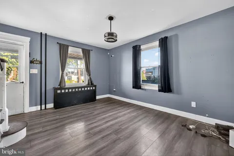 $201,800 | 82 Marple Avenue, Clifton Heights, PA 19018