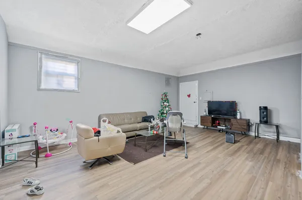 $175,000 | 8420 South Burley Avenue, Chicago, IL 60617